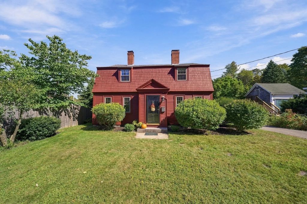 217 Locust St, Danvers