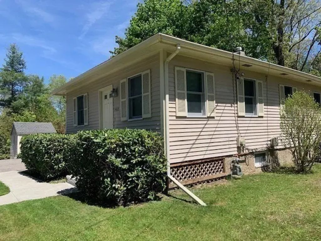 1468 Washington Street, Walpole