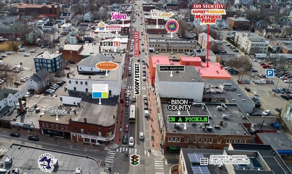 299-309 Moody St #5, Waltham