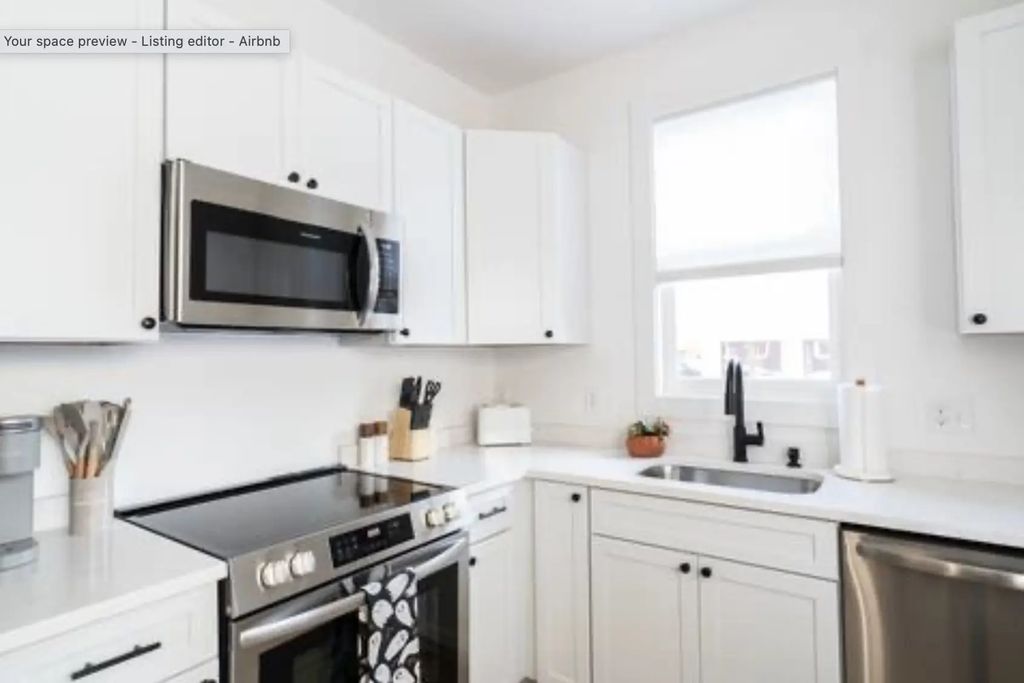 8 Enon St #103, Beverly