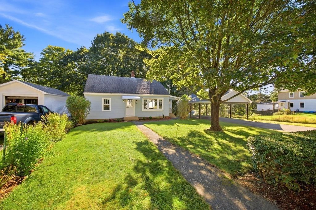 114 Quaboag St, Warren