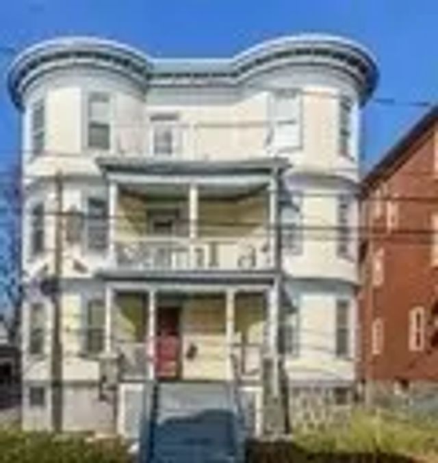 19 Nightingale St, Boston