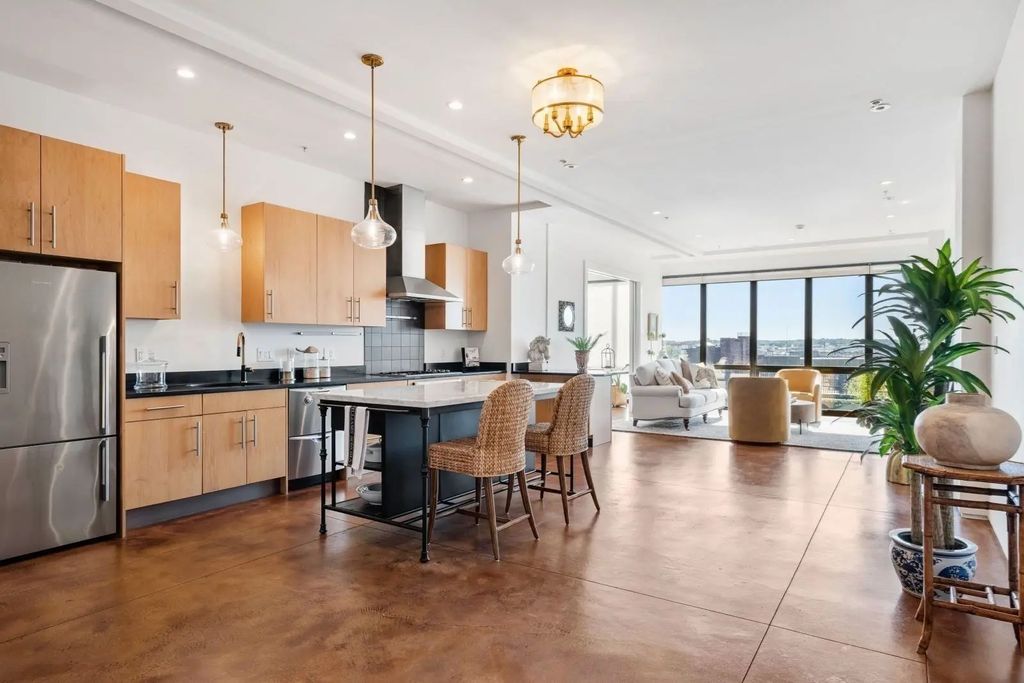 36 A St #5-d, Boston