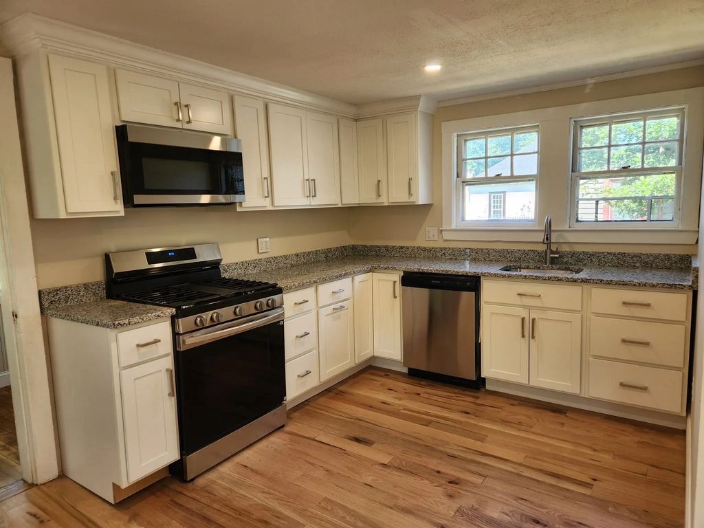 82 Sea St. #82, Weymouth