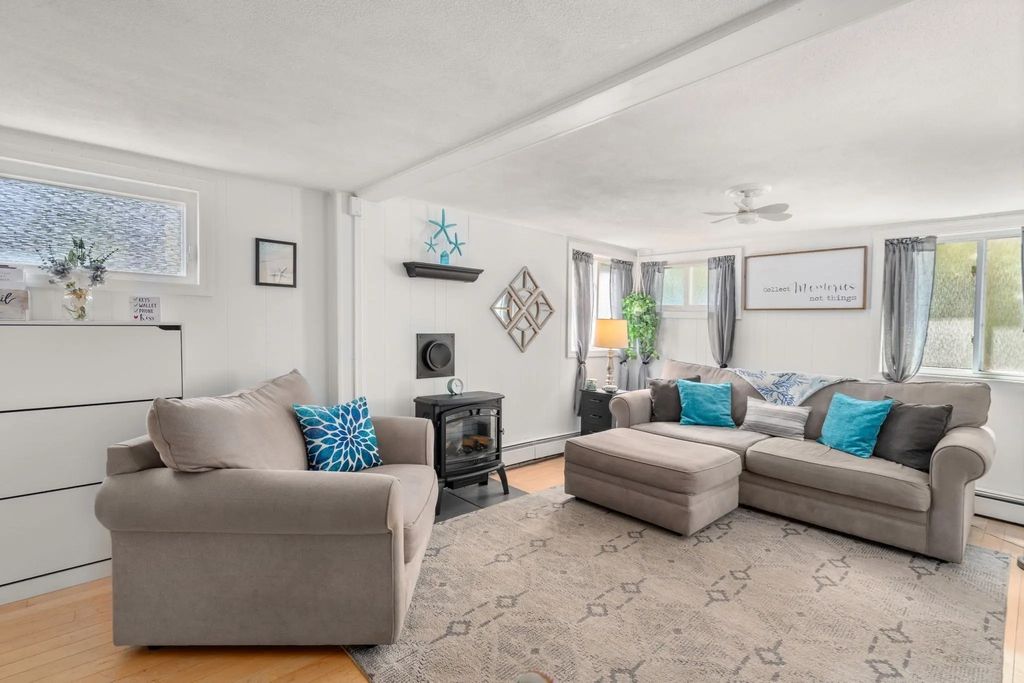 26 Wallis Street #1, Beverly
