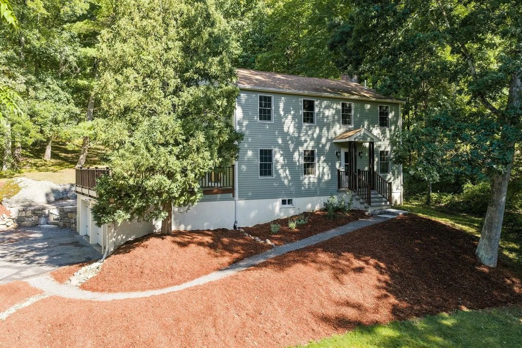 58 Gates Ln, Stow