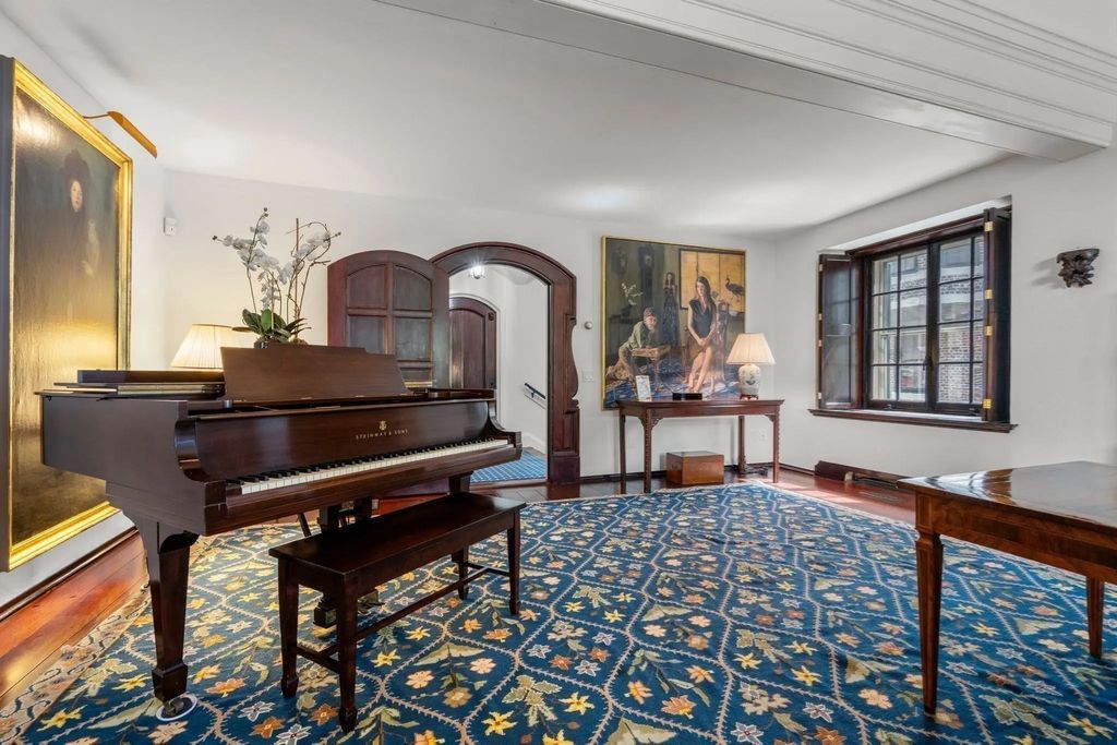 1 West Hill Place, Boston