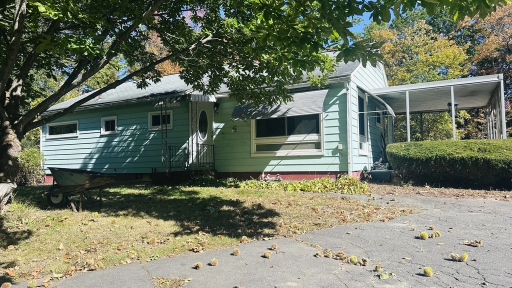 63 Loudville Rd, Easthampton