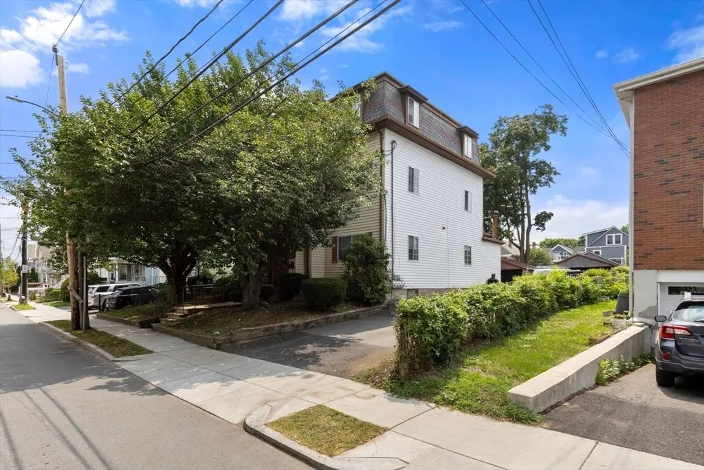 28 Morse St, Watertown