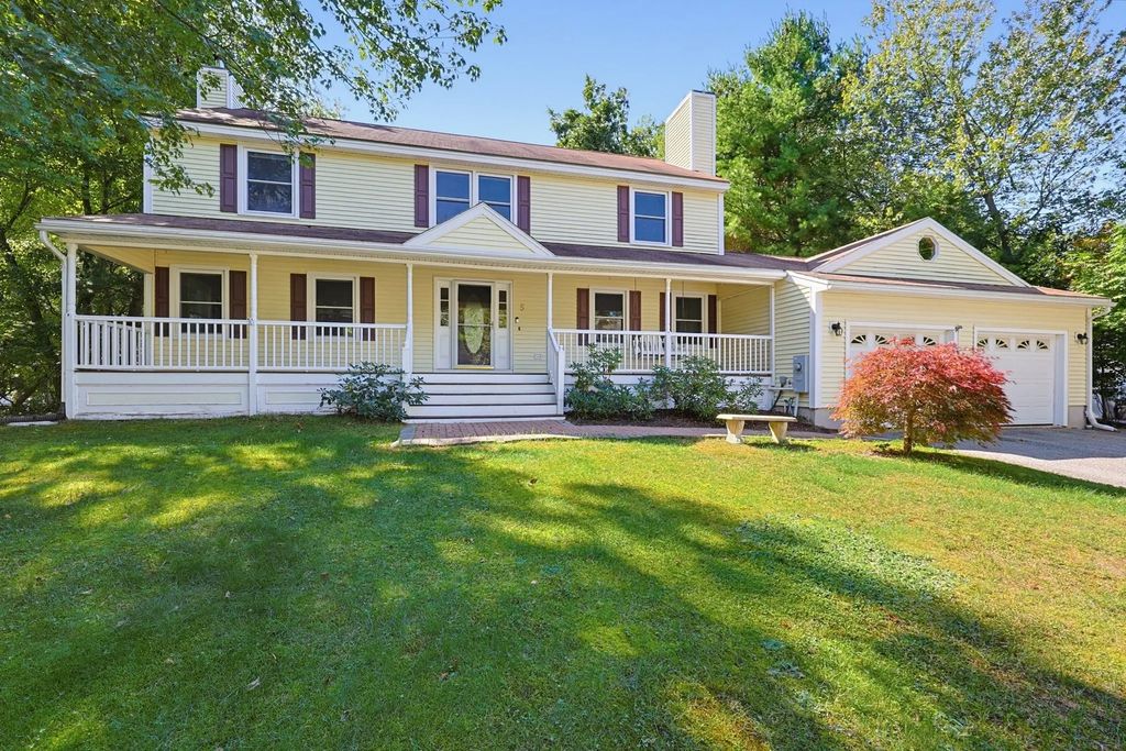5 Chausse Dr, Methuen