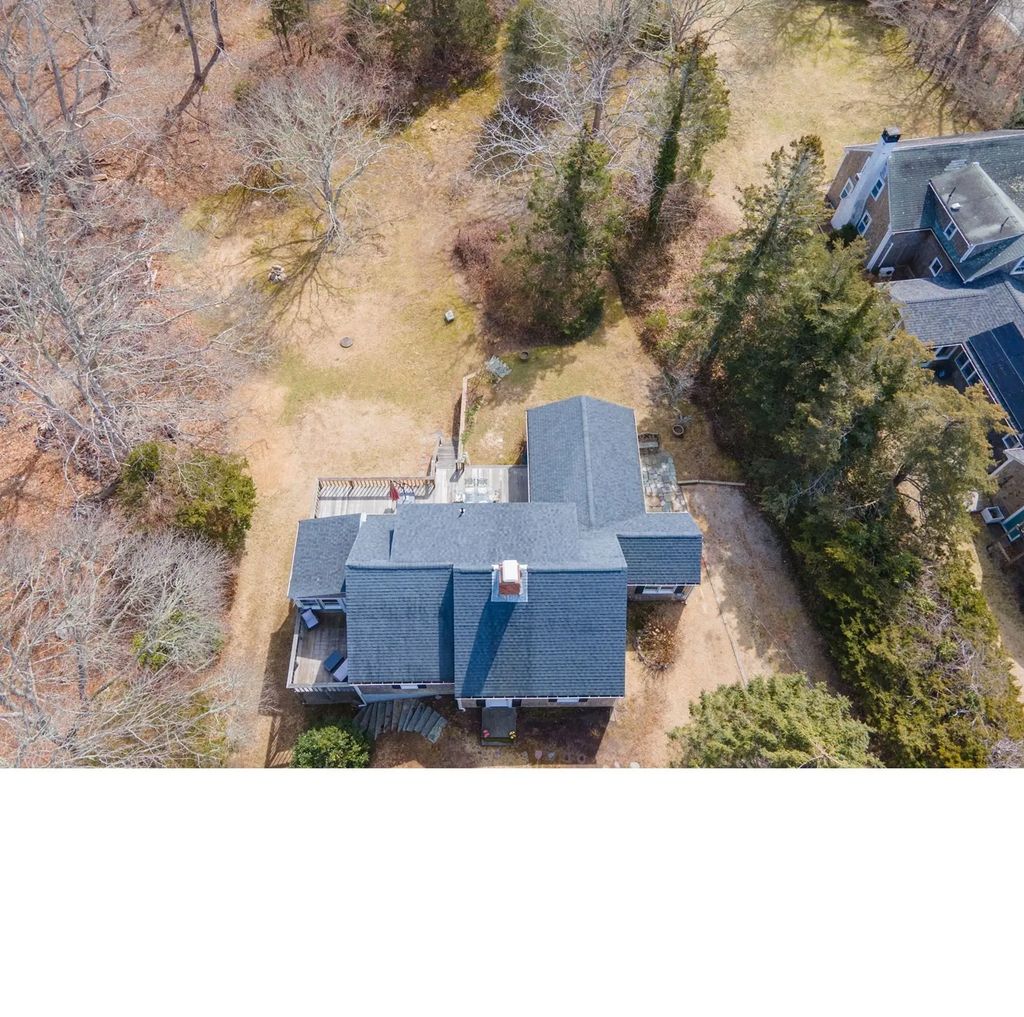 2 Shell Ln, Orleans