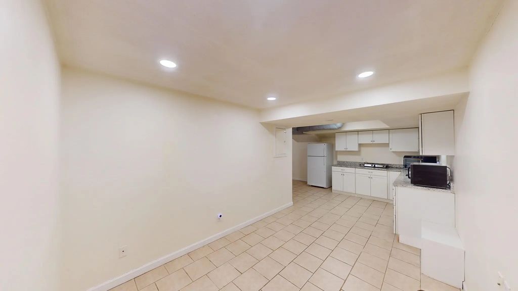 123 Aspinwall #b, Brookline