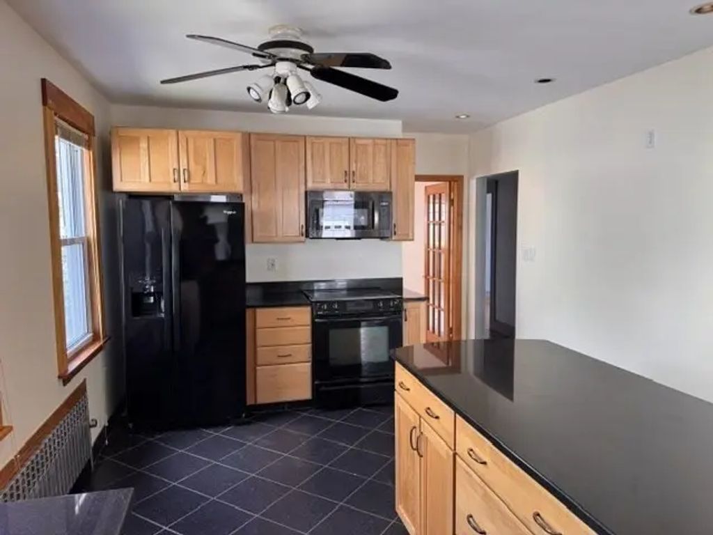 71 Everett St #1, Everett