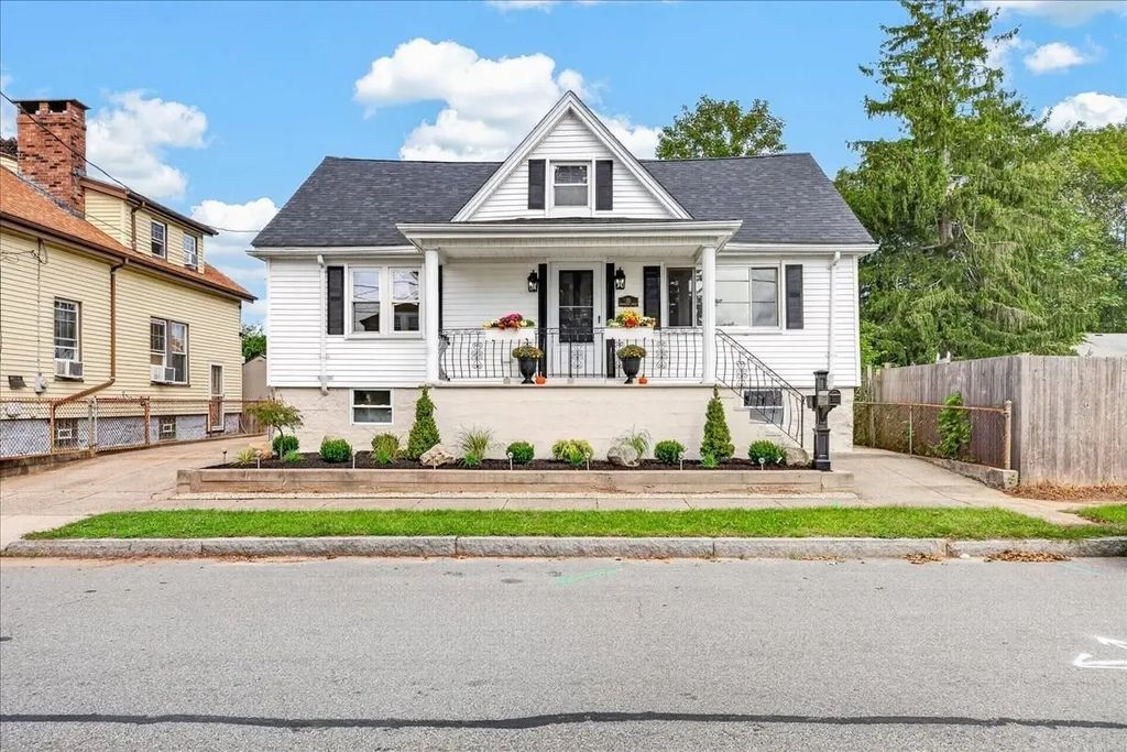 25 Fairmount St, New Bedford