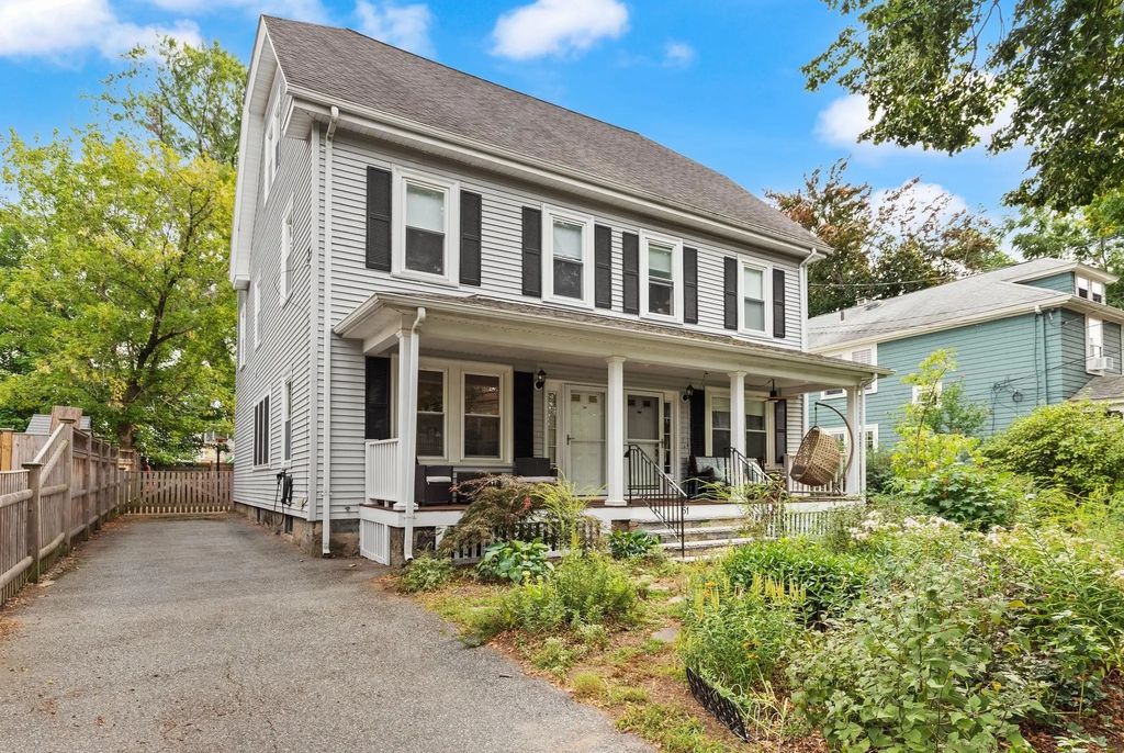 51 Wyman Ter #b, Arlington