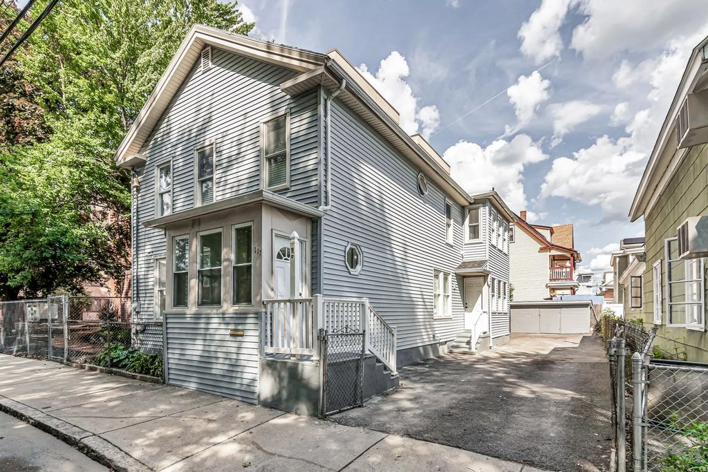 117 Exchange, Lawrence