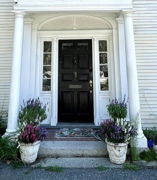 1 Green St. #2, Marblehead