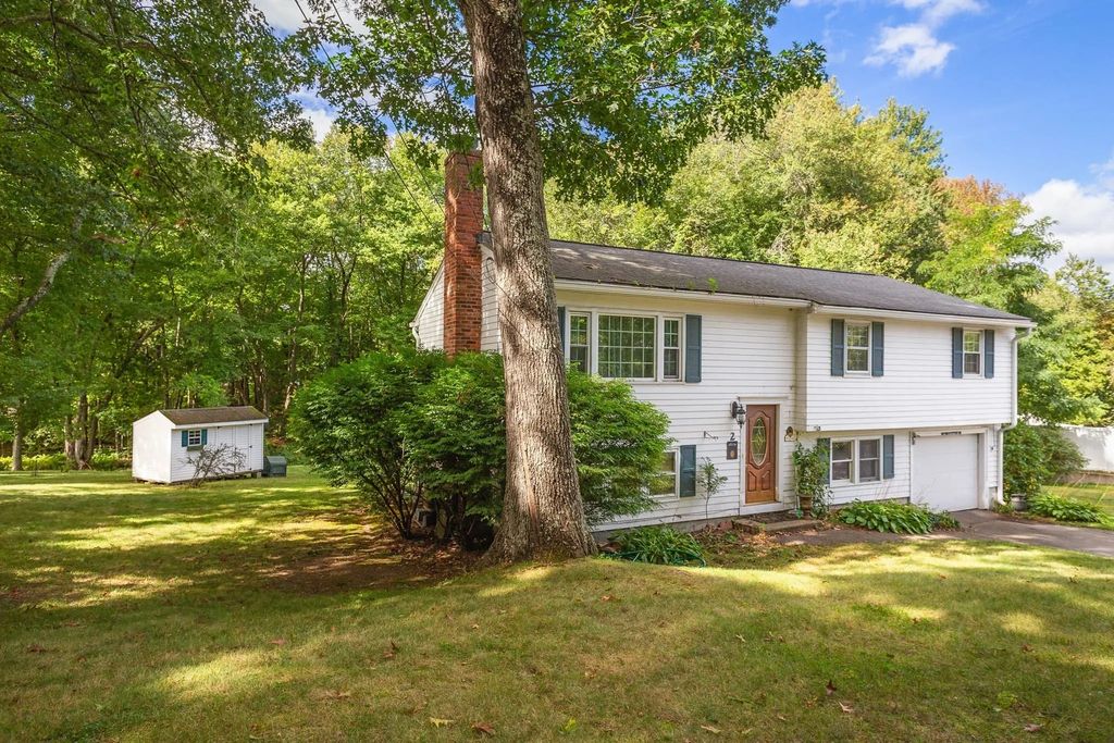 2 Ashland Street, Holliston