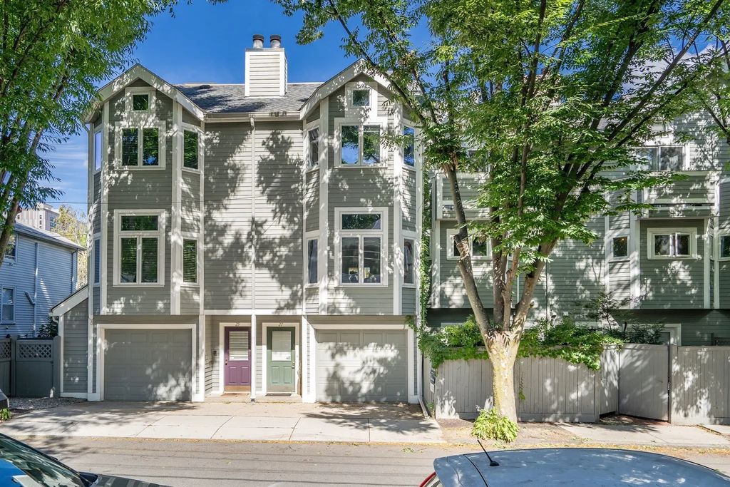 27 Lopez St #2, Cambridge