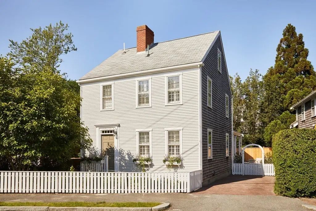 28 Pleasant Street, Nantucket