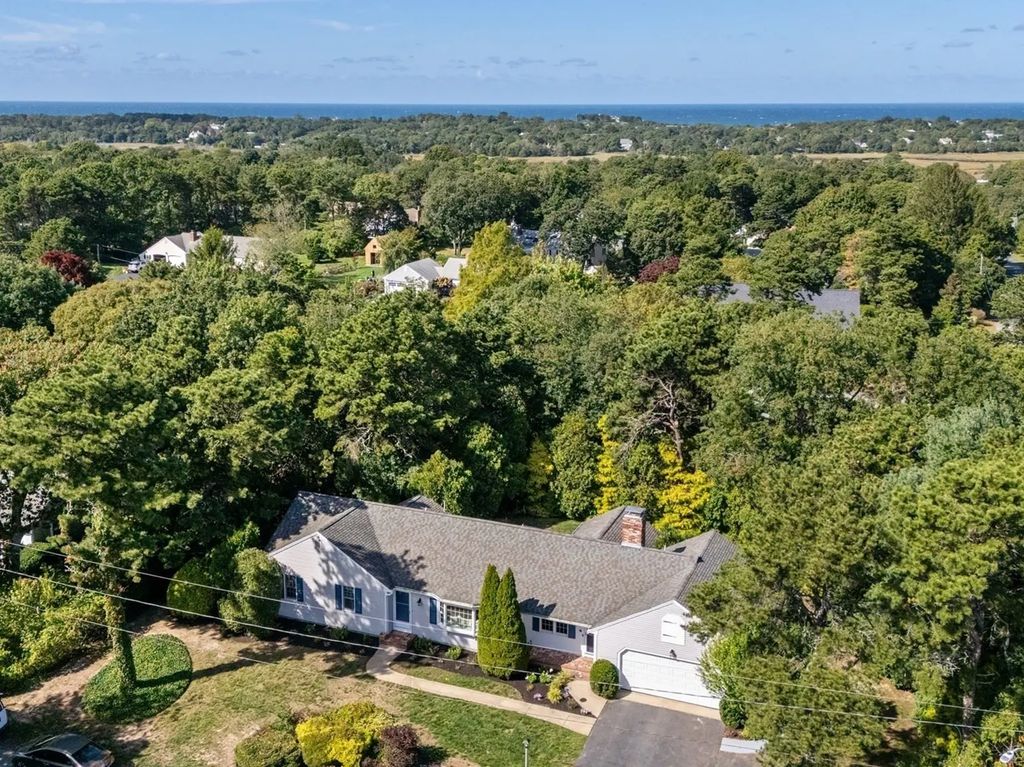 67 Forest Hills Drive, Dennis