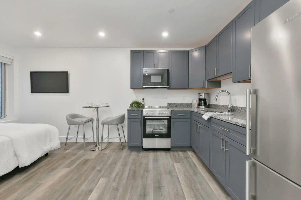 585 Essex St #526, Lynn