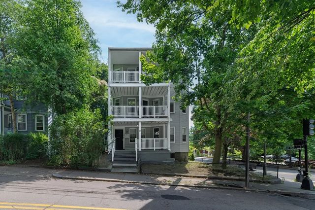 39 Glen Rd, Boston