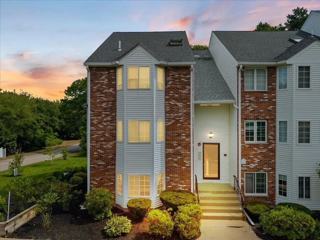 116 Tall Oaks Drive #a, Weymouth