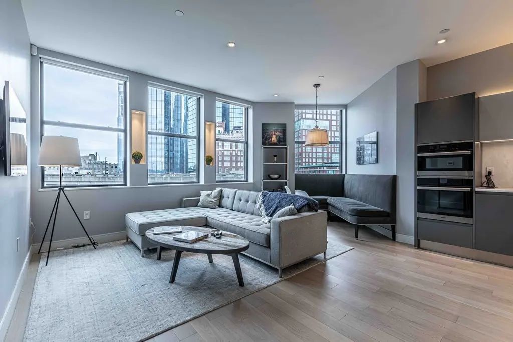 285 Columbus Ave #803, Boston
