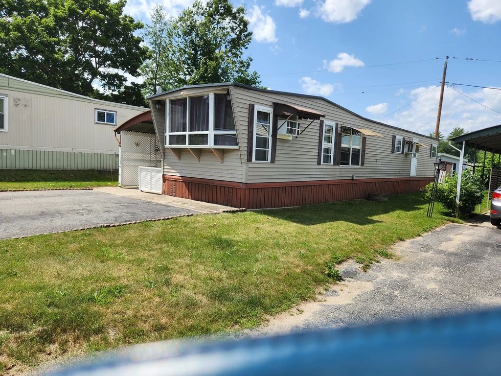 556 Central Street #4, Leominster