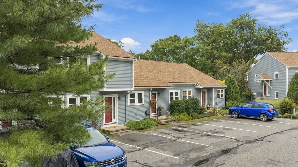 52 Pickman Rd #3b, Salem