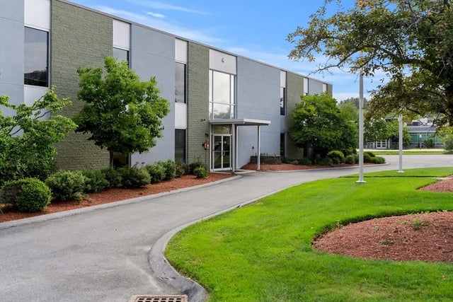 4 Preston Ct, Bedford