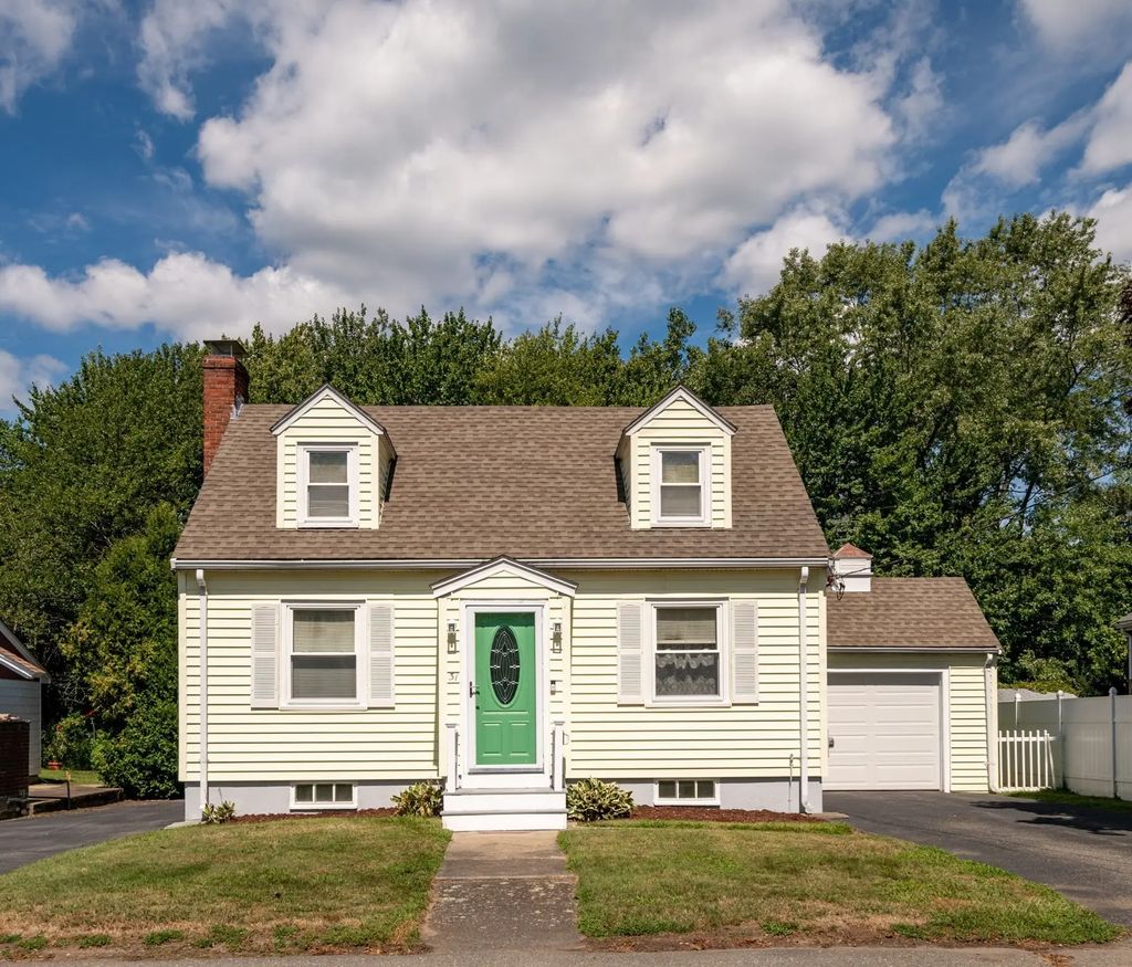 31 Eustis St., Saugus
