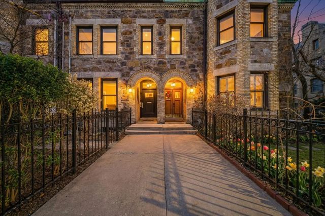 324 Tappan #ph, Brookline