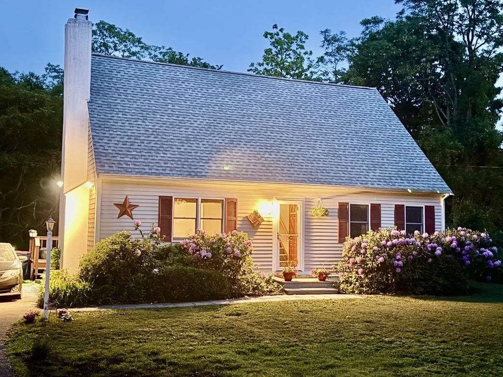 8 Fearing Hill Rd, Wareham