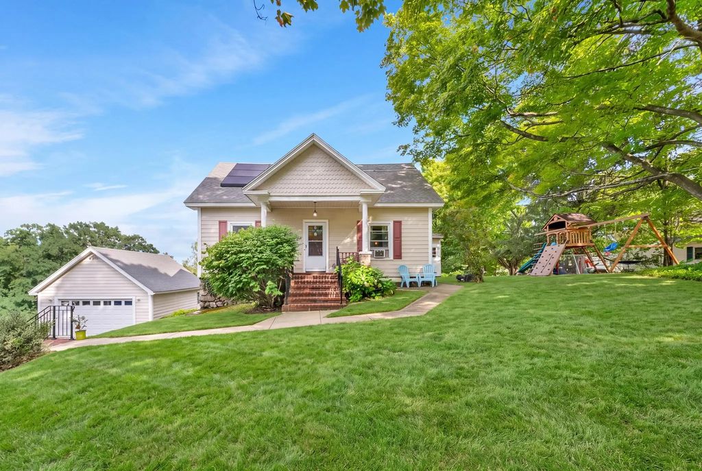 155 Forest St, Haverhill