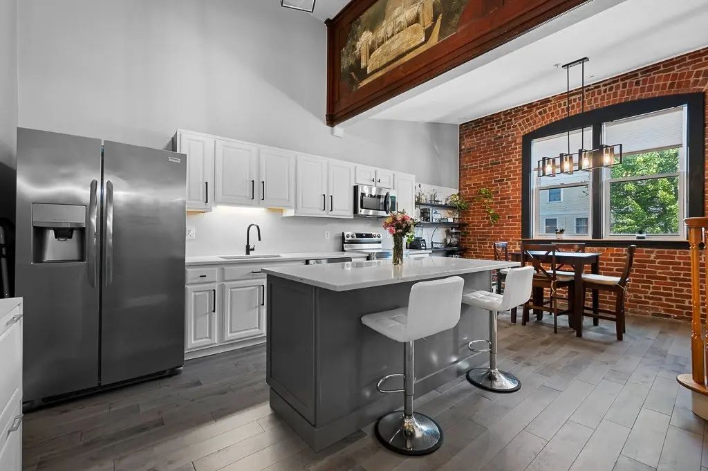 32 Providence St #8, Worcester