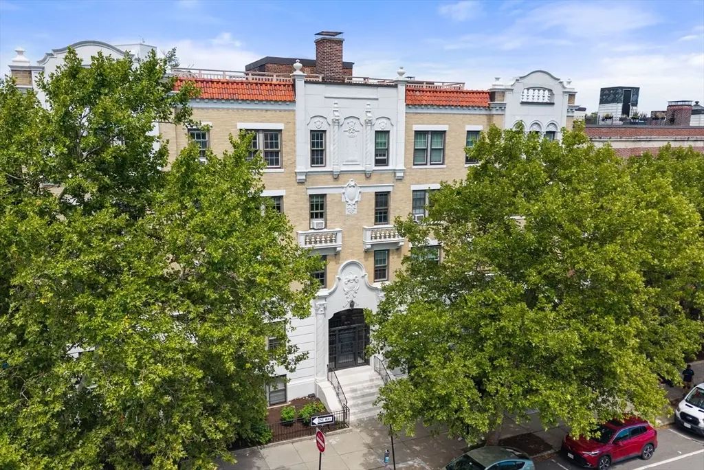1272 Beacon Street #2, Brookline