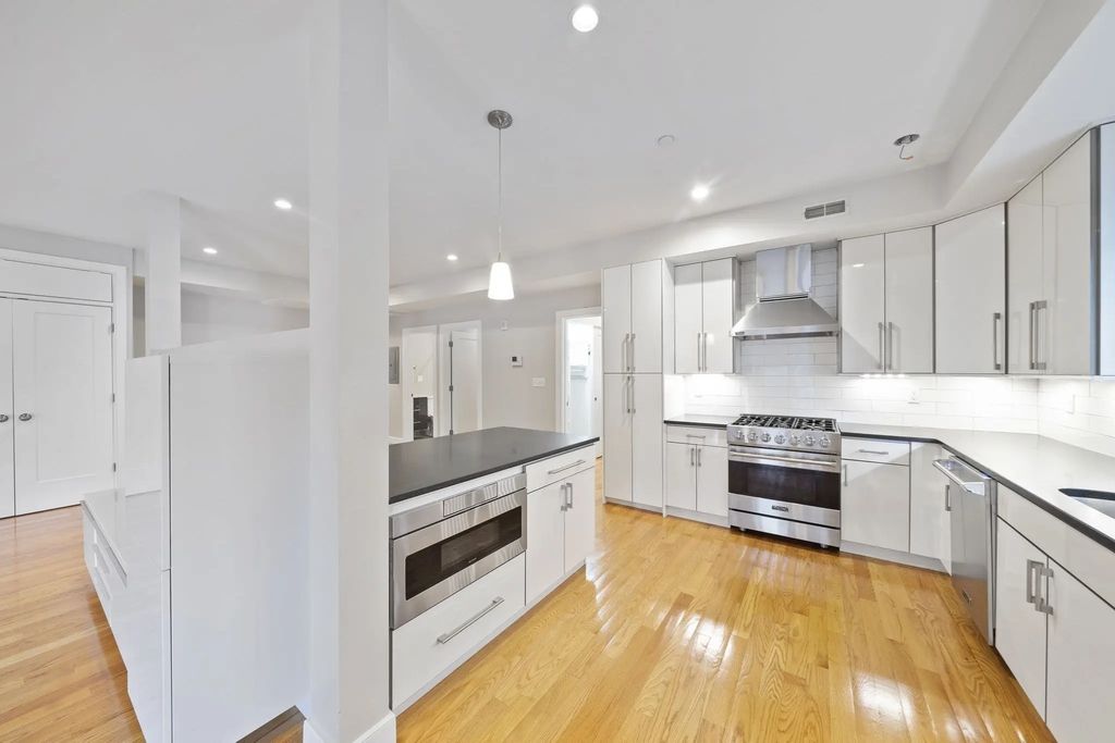 24 Rawson St #2, Boston