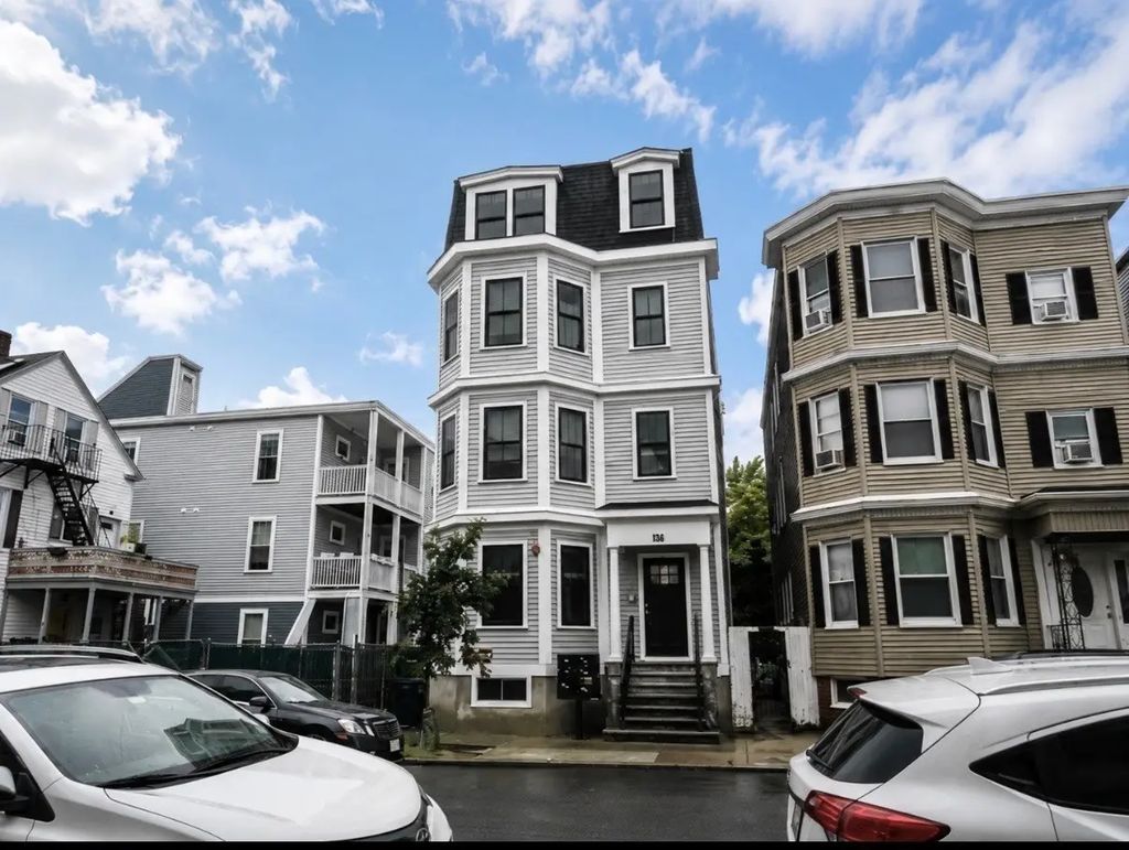 303 Maverick #ph4, Boston