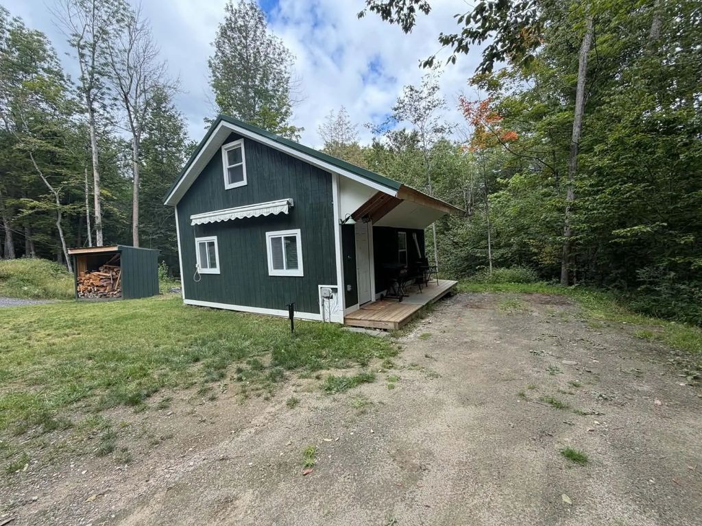 27 Navaho Ln, Heath