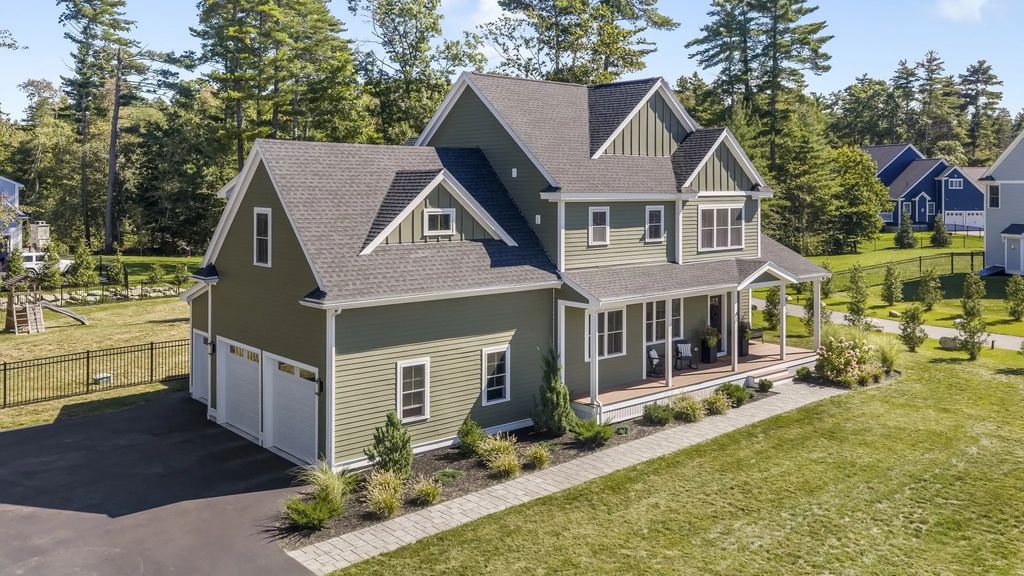 41 Taylor Ln, Rowley