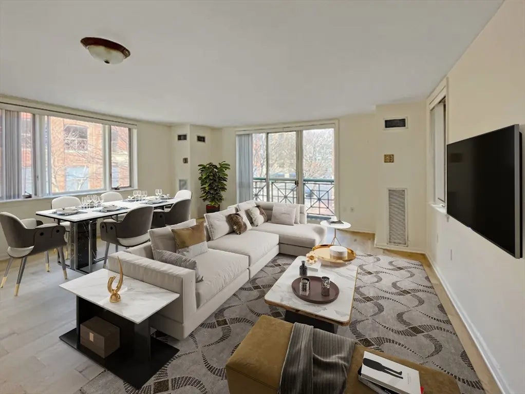 10 Rogers #231, Cambridge