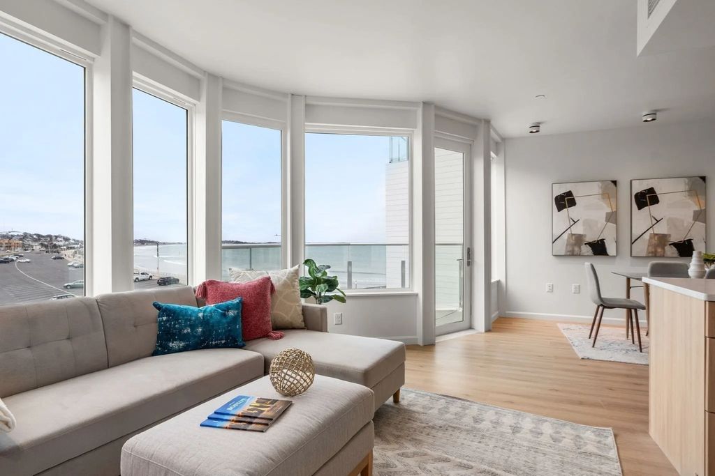 120 Nantasket #304, Hull