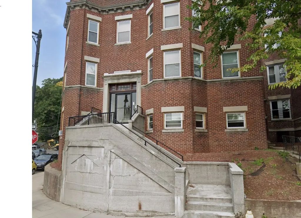 1725 Commonwealth #6, Boston