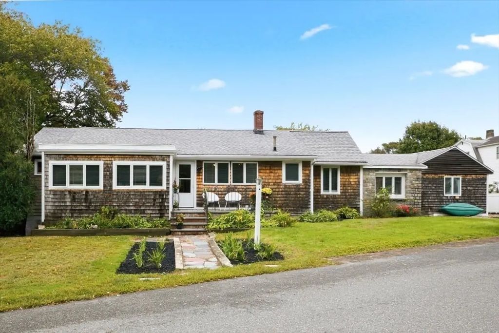 33 Edgar Rd, Scituate