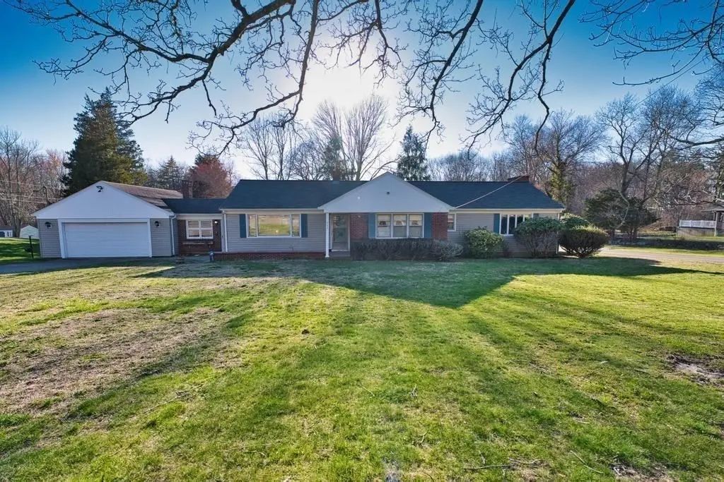 222 Blossom Road, Westport
