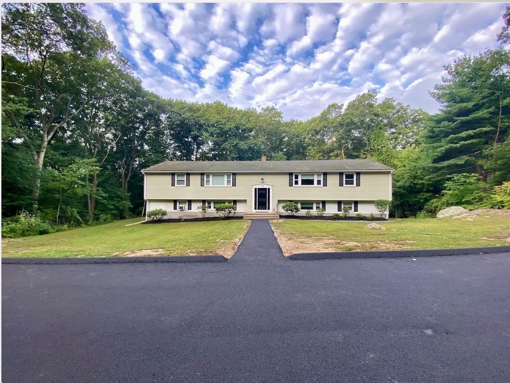 128 Cheryl Lane #1r, Holliston