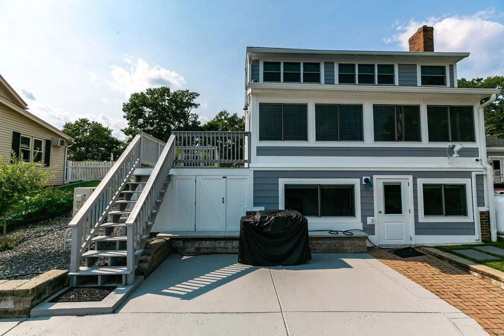 11 Pond View Way #11 A, Northborough