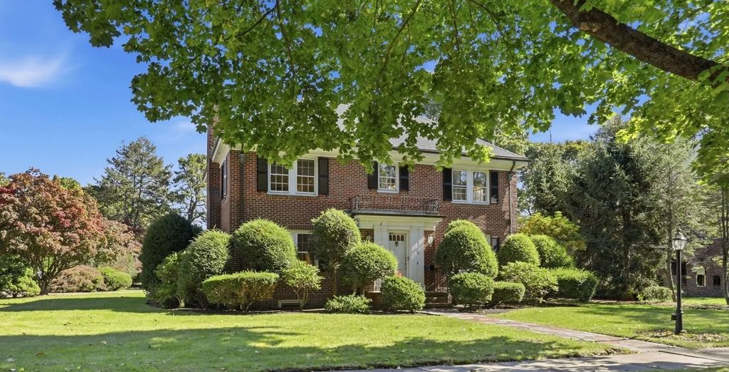 63 Wedgemere Avenue, Winchester